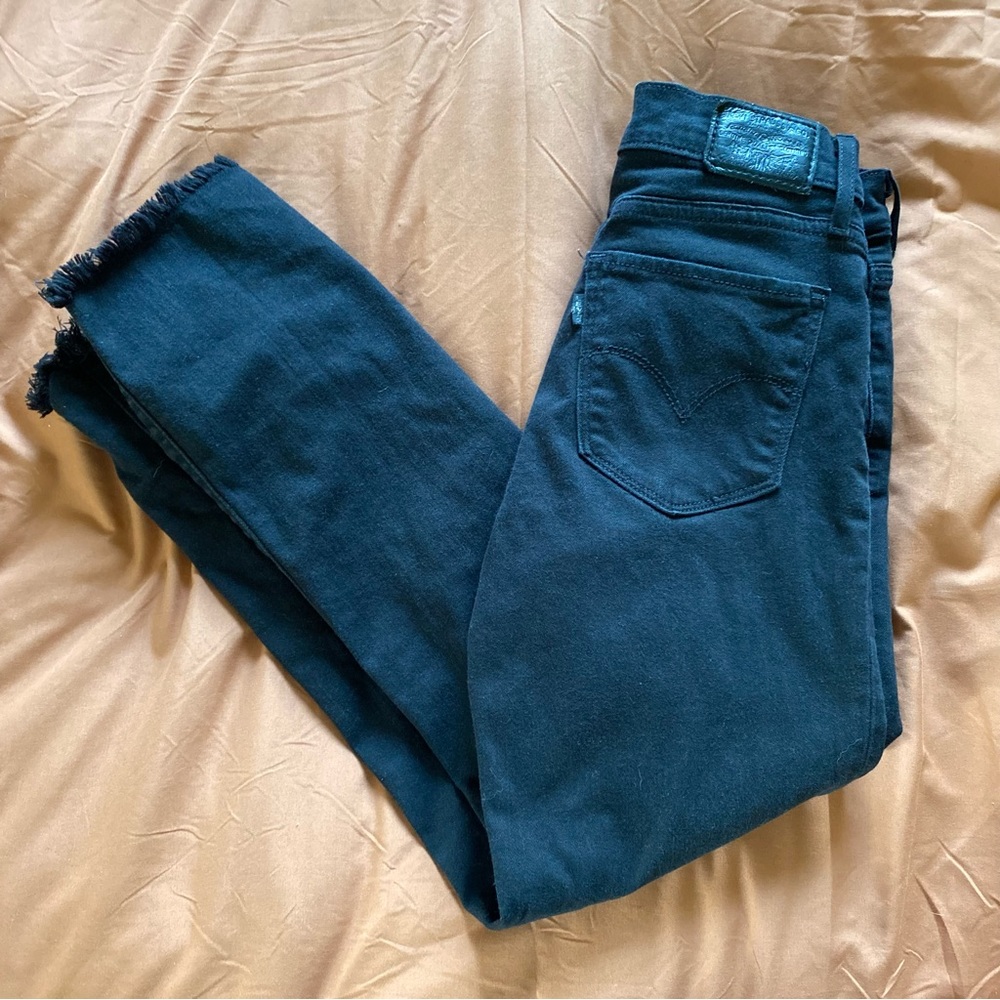 Levi’s 724 high rise straight crop, 25